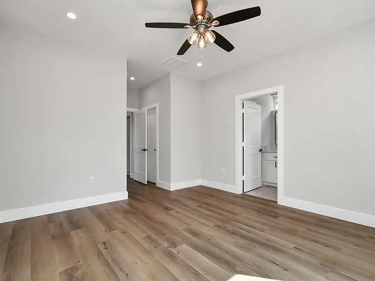 4706 Gunter St — Photo 17
