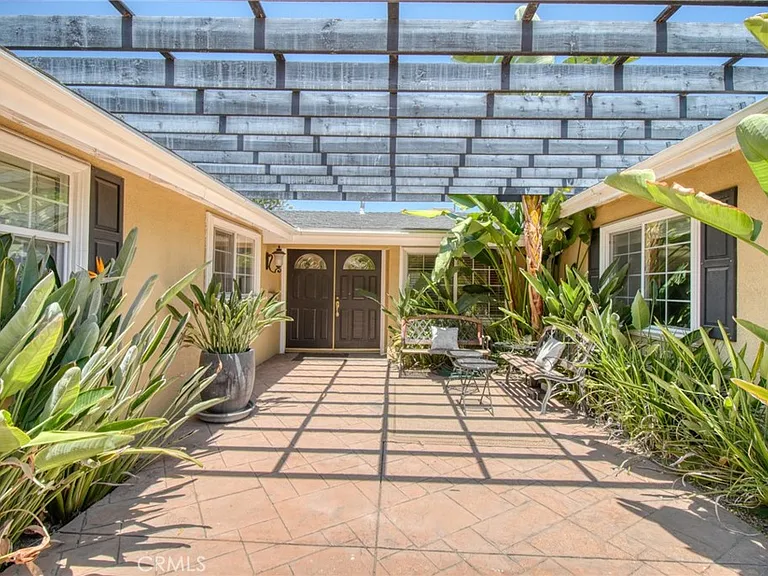5706 Comanche Ave — Photo 40