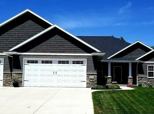 N8629 Winding Trail Dr, Menasha, WI 54952