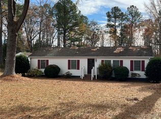 1014 Warner Rd, Urbanna, VA 23175