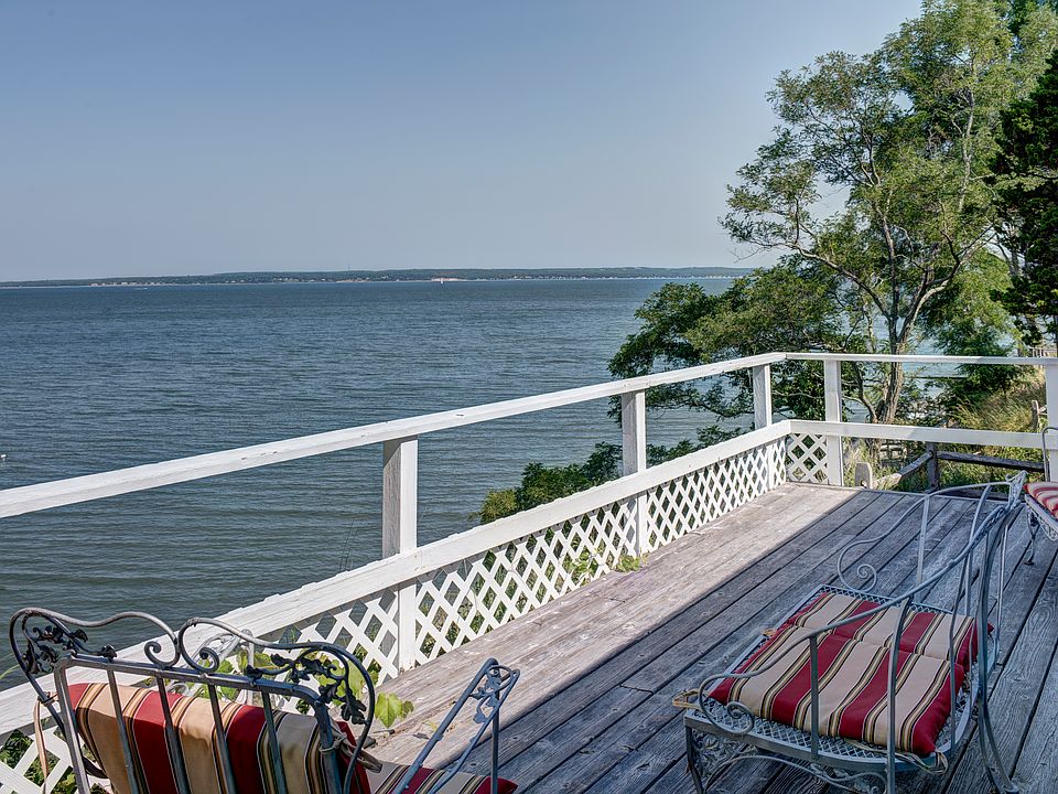 6925 Nassau Point Rd, Cutchogue, NY 11935 Zillow