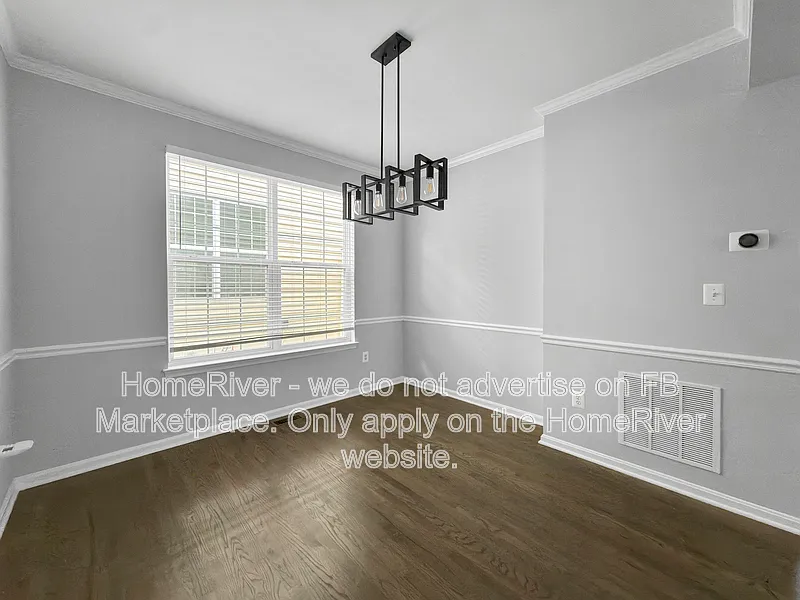 5 bed, 3.5 bath, 2151 sqft, $3,575 — Photo 4