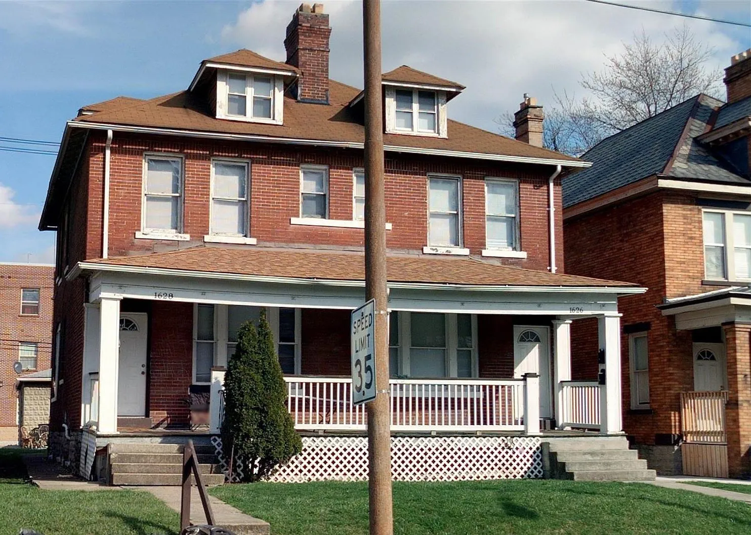 1626-28 Summit St — Photo 4