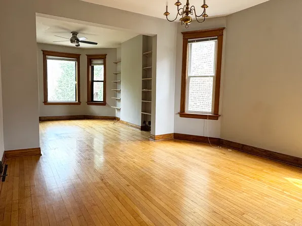 1046 N Oakley Blvd Floor 2, Chicago, IL 60622