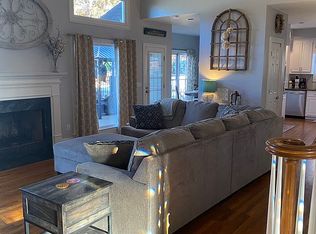 34 Hickory Gln, Villa Rica, GA 30180