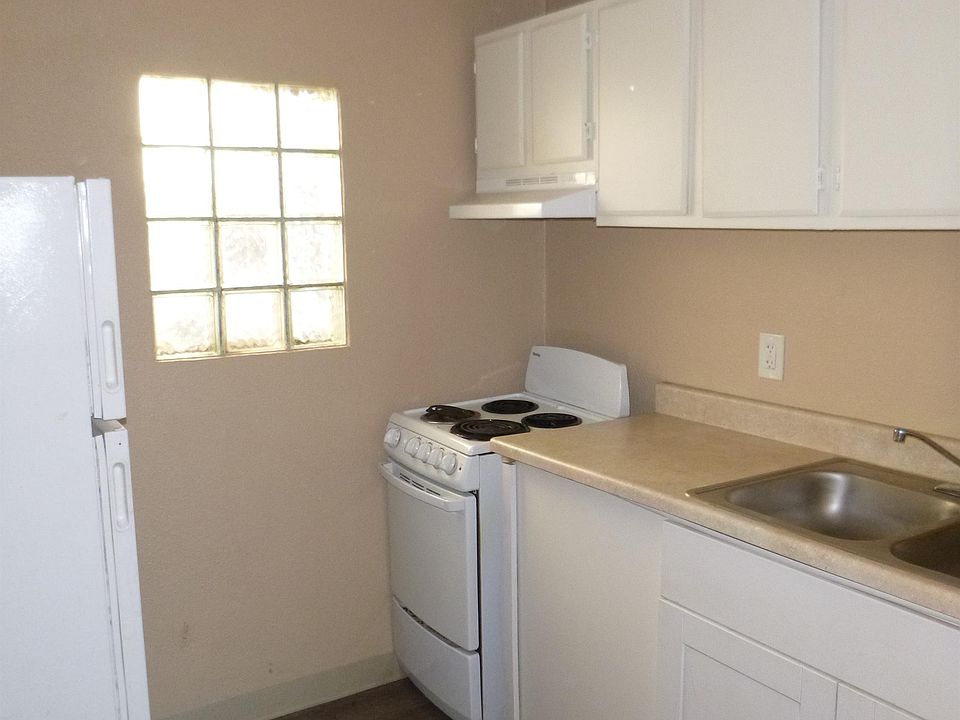 1st image of 2411 S 6th Ave APT 4