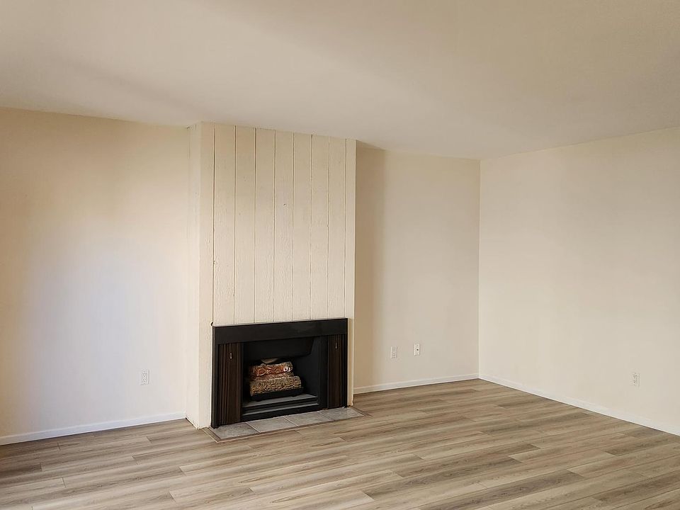 1st image of 2346 Grand Ave