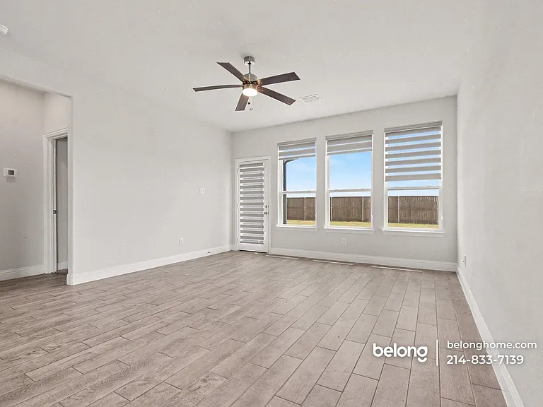 905 Sicily Blvd — Photo 11