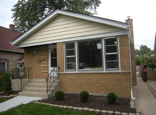 12041 Maple Ave, Blue Island, IL 60406
