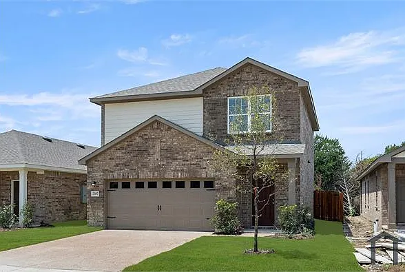 2107 Burnwood St — Photo 1