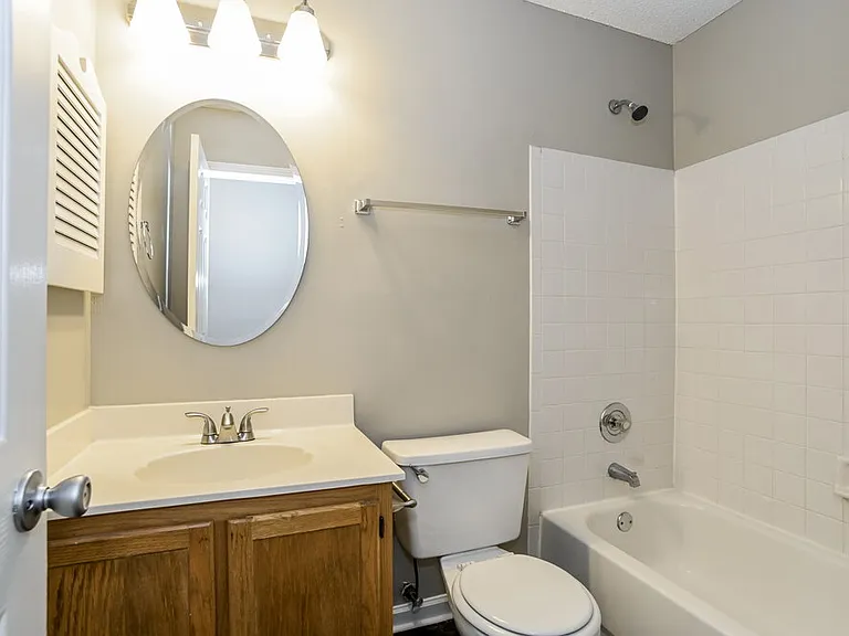 14133 Southbridge Forest Dr — Photo 15