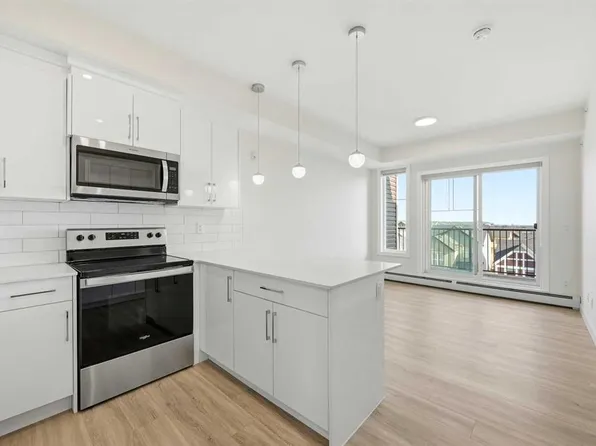 15 S Skyview Point Cres NE #2406, Calgary, AB T3N 0M1