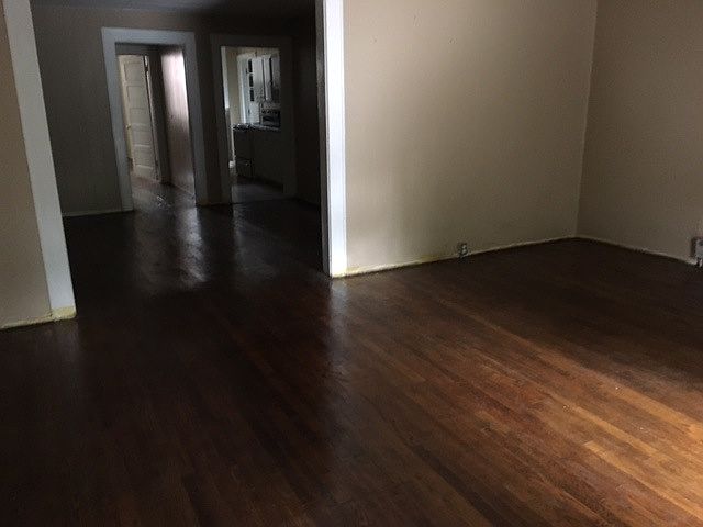 2nd image of 302 W Main St APT 3