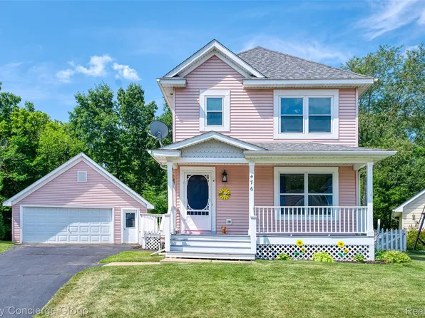 476 Waverly Cmns, Howell, MI 48843