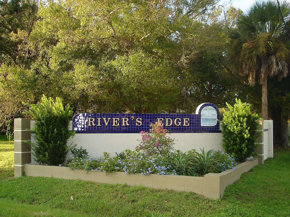 1st image of 902 Diane Dr
