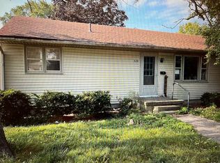 320 E Webster St, Clinton, IL 61727