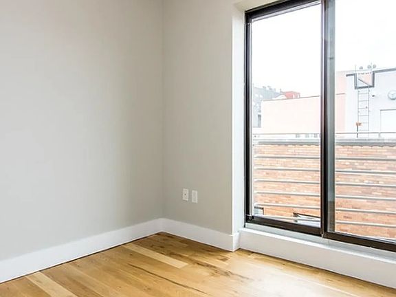3rd image of 185 Leonard St APT 3D