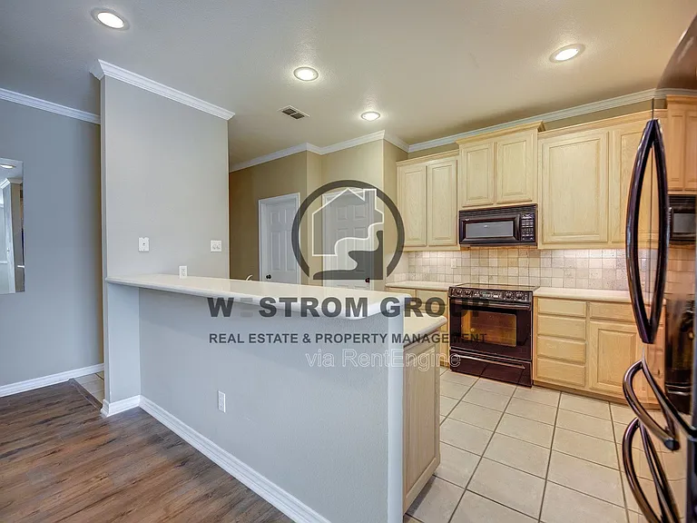 5855 Pecan Chase — Photo 14