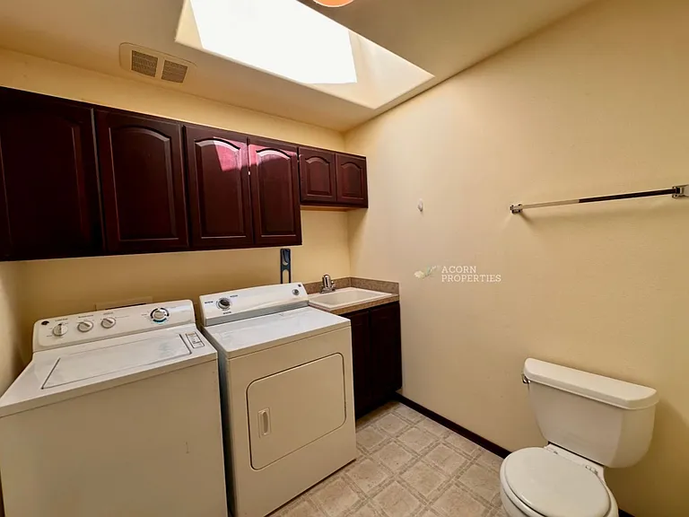 1331 SW Harbor Vista Cir — Photo 40