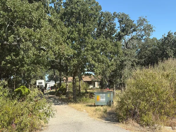 1843 Highway 31, Axtell, TX 76624