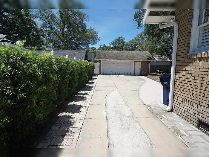 4108 W Azeele St — Photo 19