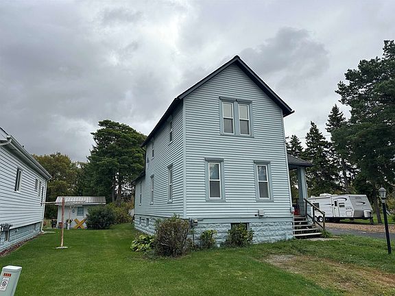 2nd image of 1115 S Lincoln St