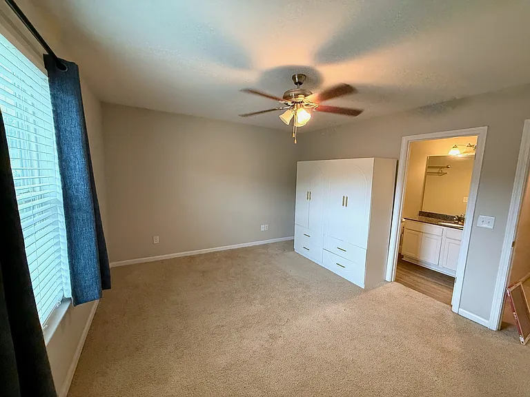 136 Heritage Place Dr — Photo 21
