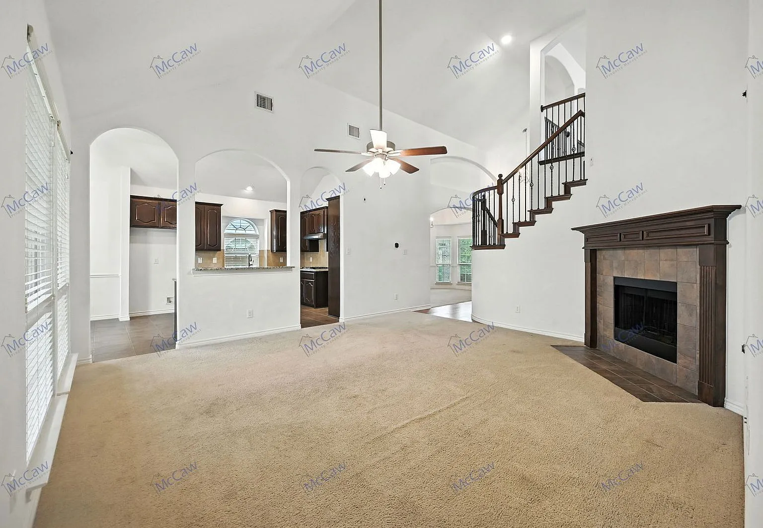 5 bed, 3.0 bath, 2776 sqft, $3,000 — Photo 4