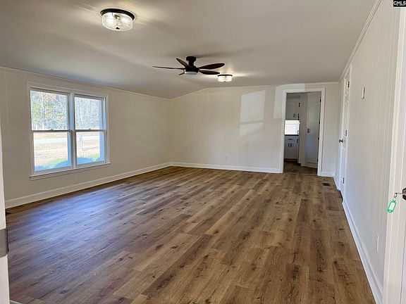 2nd image of 301A Amicks Ferry Rd