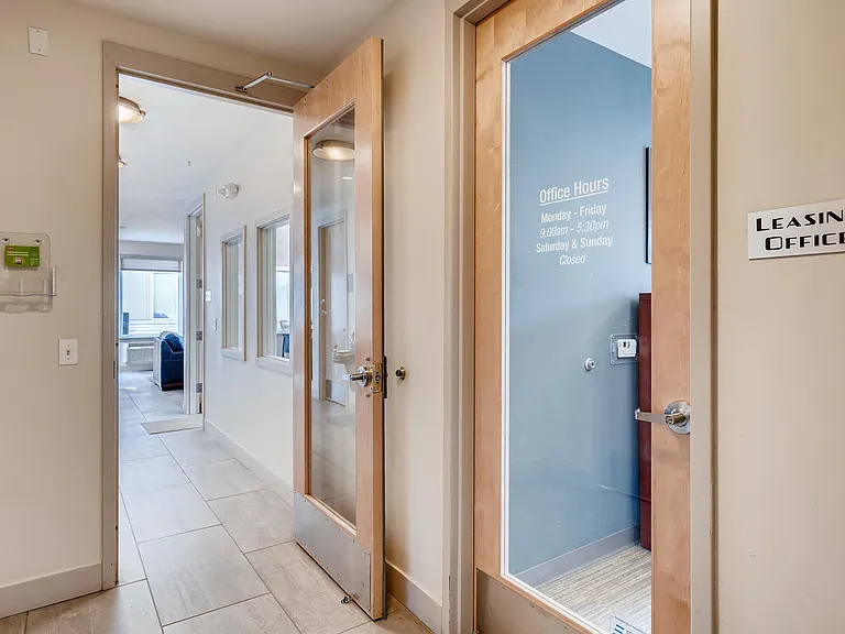 Zephyr Line | Lakewood, Co. Apartments
