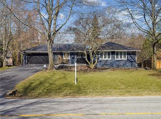 169 Morrison Rd, Oakville, ON L6J4J3