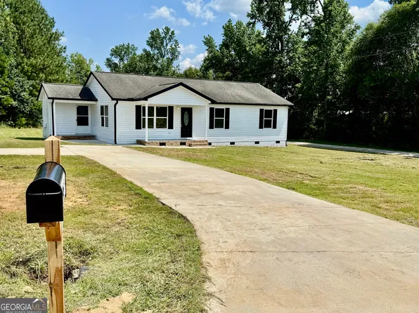 1021 Friendship Rd, Hartwell, GA 30643