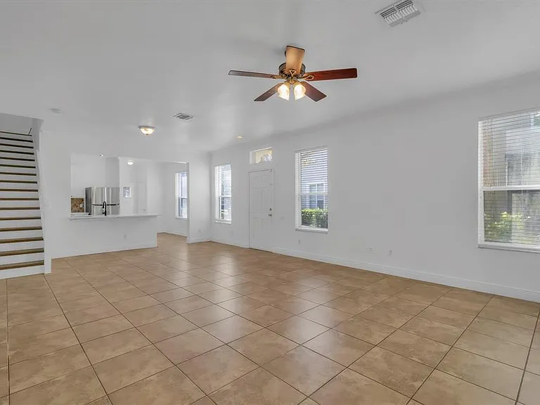 5152 Hawkstone Dr — Photo 3
