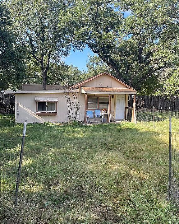 1st image of 275 Dobie Dr