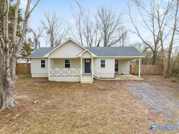 5581 Georgia Mountain Rd, Guntersville, AL 35976