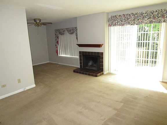 4th image of 129 Seafarer Ln #129SEAFARE