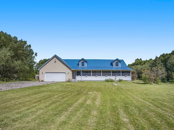 5088 Booth Rd, China, MI 48054