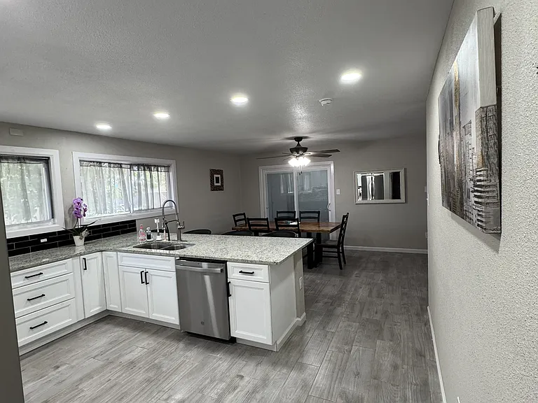 230 Hoagland Rd — Photo 3