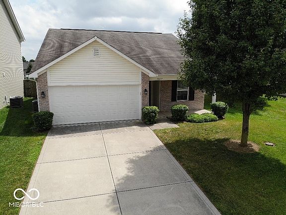 3rd image of 5817 Edelle Dr