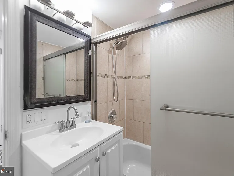 522 Wilson Bridge Dr #C2 — Photo 15