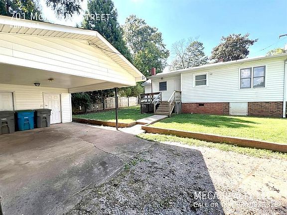 3rd image of 701 McKnight St
