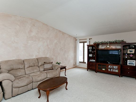 5th image of 4503 Twin Pine Dr NE