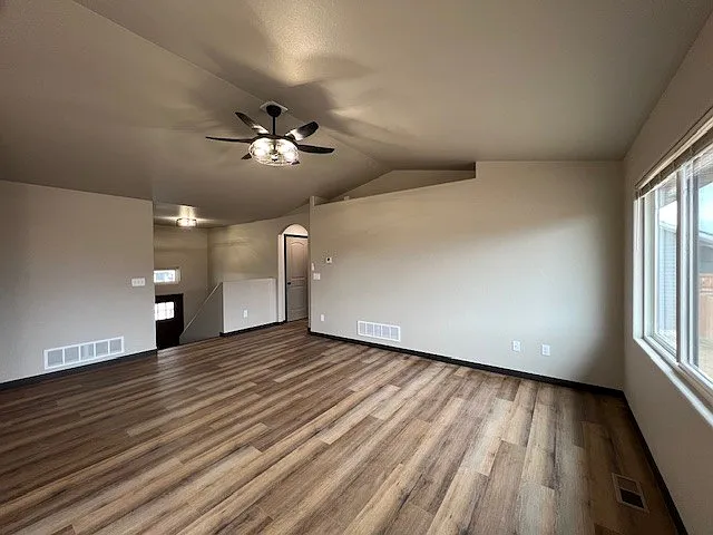 3740 Sako Ct — Photo 9