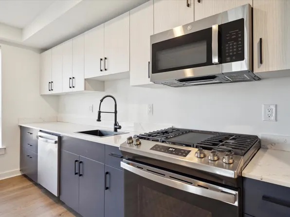 1951 Point Breeze Ave, Philadelphia, PA