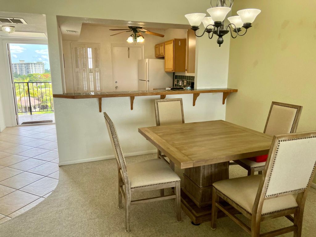 3000 N PALM AIRE Drive #603, photo 9