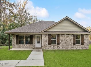 916 Central Ave, Picayune, MS 39466