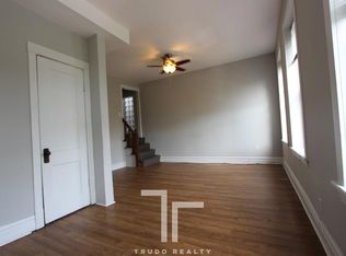 1246-3 N Bosworth Ave #3F, Chicago, IL 60642
