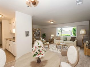 400 N Lake Park Ave #Y8E, Hobart, IN 46342