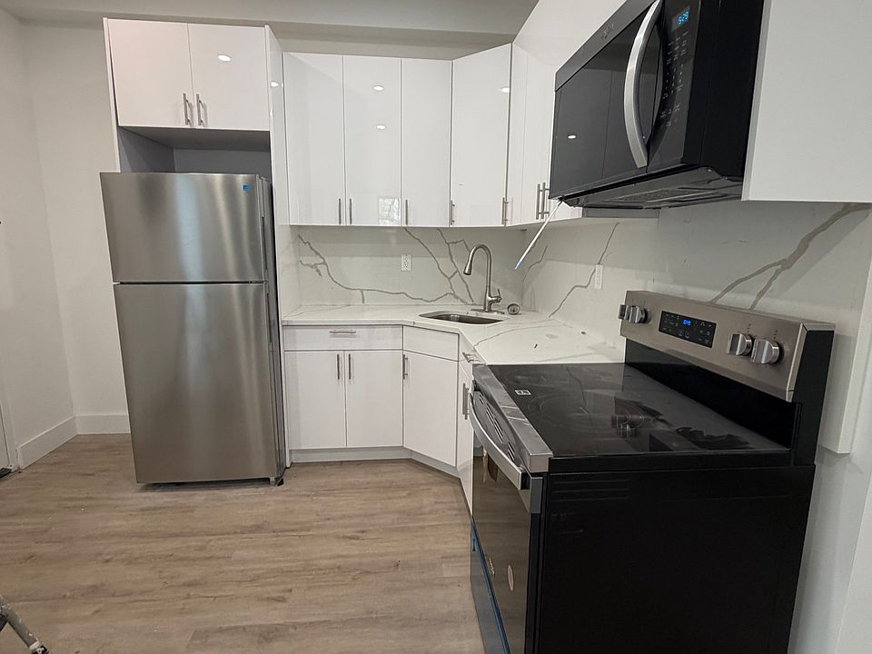 1st image of 1311 Harrod Ave APT 2R