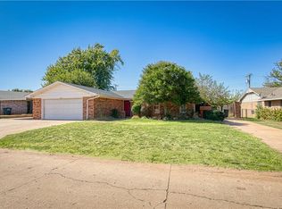 316 S 25th St, Clinton, OK 73601